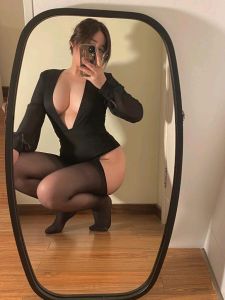 爆乳肥臀榨精少妇