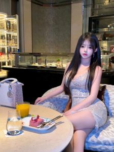 💋 服务系巨乳骚煊煊