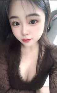 天桥骚货