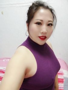 罗湖依红