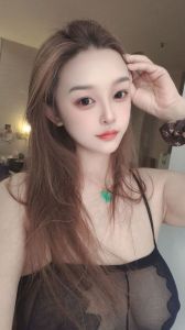 龙华E奶丹妮