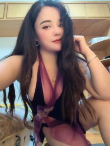 浦东大胸美少妇