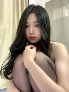 水多长腿气质御姐