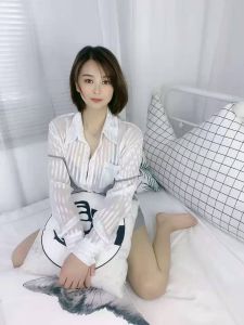菲菲性感少妇
