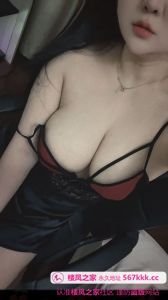 微胖大奶妹小雅