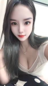 椒江区翘臀性感小妹