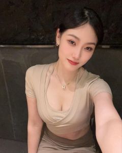 极品性感身材白虎妹妹