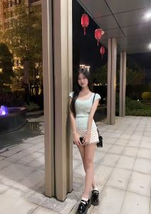 肤白腿长服务温柔妹妹