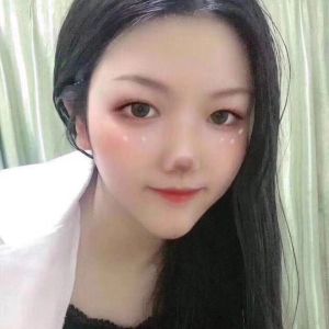 只做小活的居家少妇