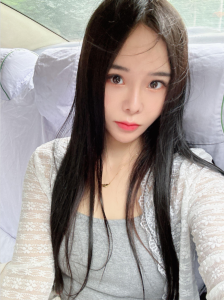 自做身材长相比较满意
