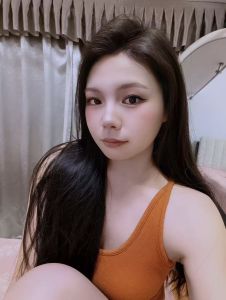 大奶翘臀优妮妮