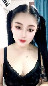 浦东包时双马尾少妇