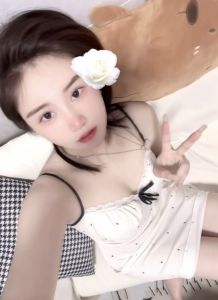 微熟嫩妇