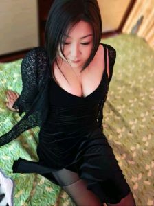 女上后入yyds女优