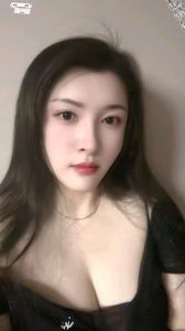 长腿少妇