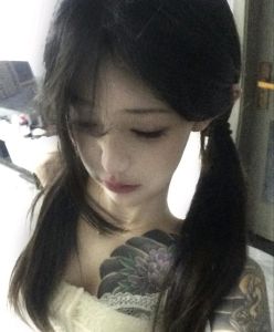 性感骨感极美精神小妹