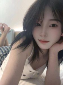 栖霞甜美小姐姐