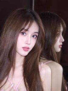 返食向西蕾丝肥臀小月