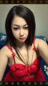 气质粉嫩大咪咪月儿