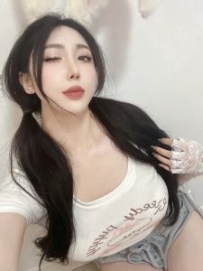 性欲超强骚妹撑不住