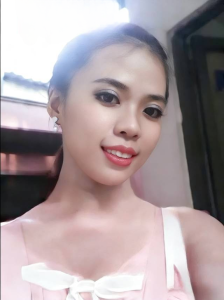 南岗可上面的小妹