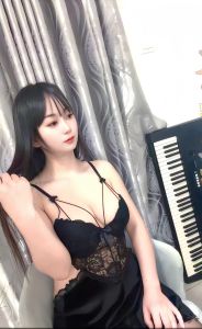 气质丰满长腿七七