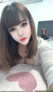 服务颜值并存的骚熟女