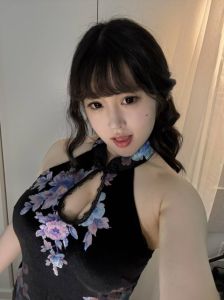 情趣黑丝嫩妹，过程相当满足