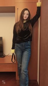 大奶鲍鱼妹子