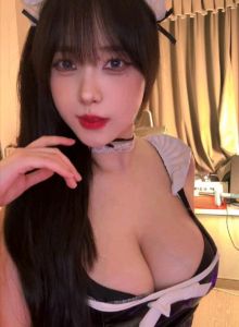 大胸翘臀小姐姐