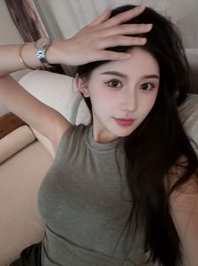 岳麓高职业素养的轻熟小御姐
