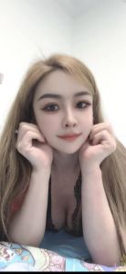 浦东混血儿伊娜