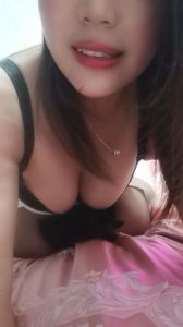 居家风骚熟女