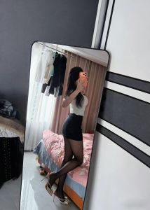 制服妹芒果