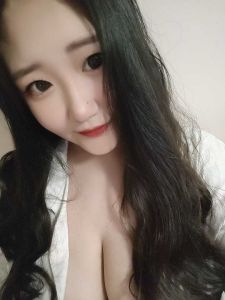 深圳龙岗大胸