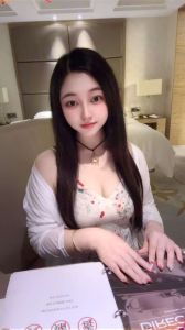 微胖丰满少妇芳芳