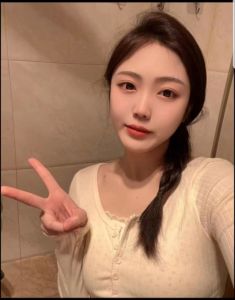 零零后兼职嫩妹肉感