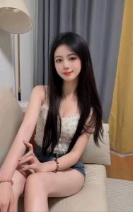水多气质美女