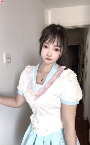 闵行大胸新人嫩妹