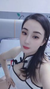 宝安区大奶苗条少妇