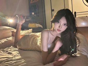 天桥性感美女老师