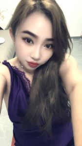 下关大奶少妇咪娜