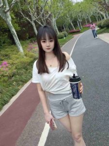 闵行依恋小可爱
