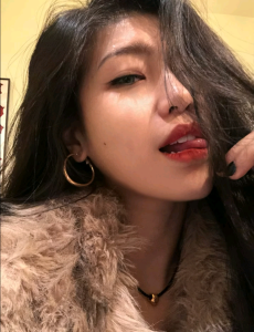 御姐瑜伽老师