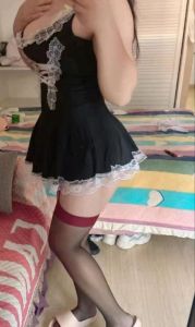 野战丰满少妇