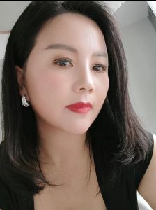 潘家园美少妇
