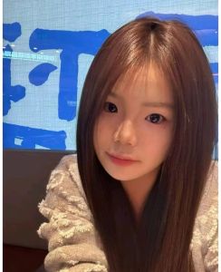 杭州萧山巨乳mm