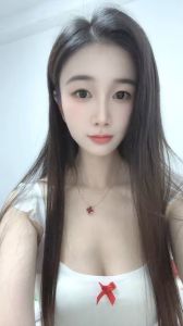 清纯大灯萱萱