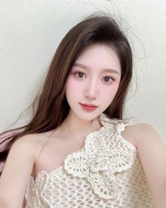 颜值极品兼职少妇