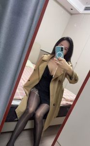 极品人妻下海兼职